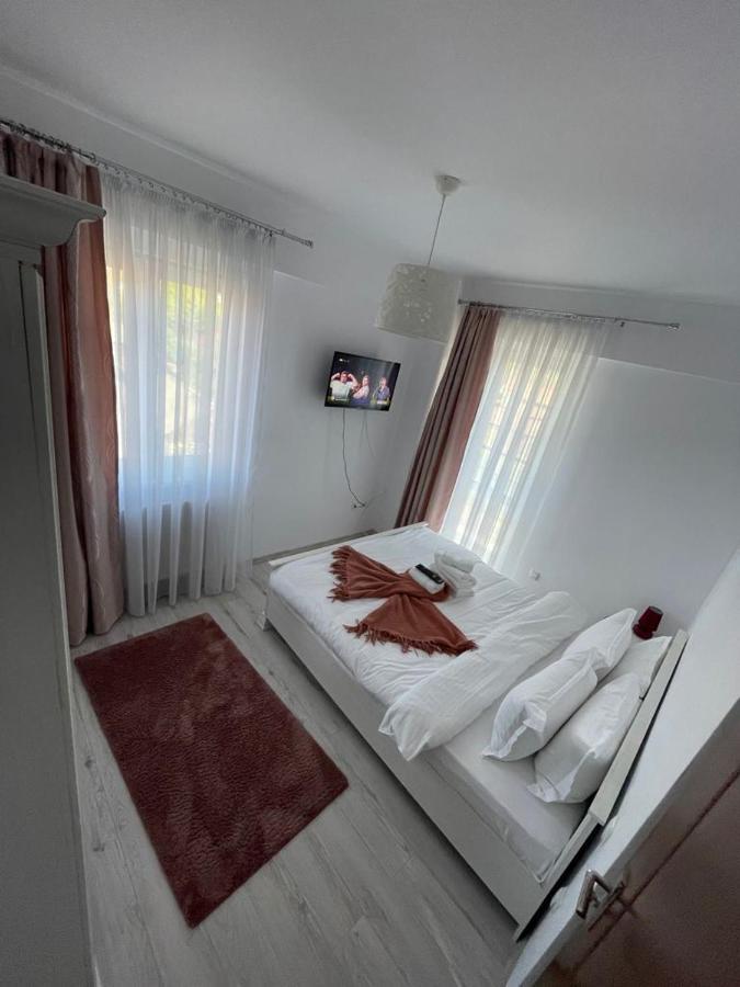 Deny'S Apartament Gura Humorului Exteriör bild